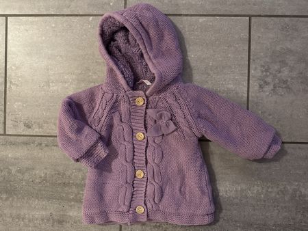 Winter Jacke Strickjacke Baby Gr. 74 Lila Gefüttert wie Neu