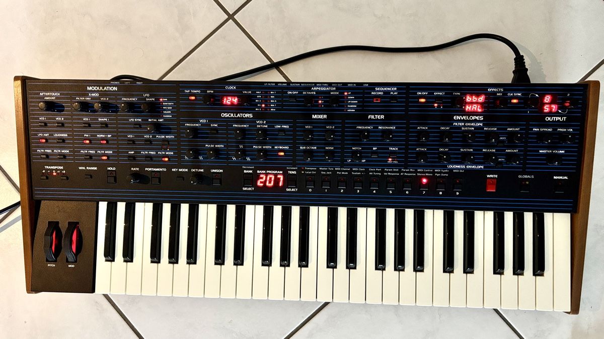 Instruments de musique: Sequential Dave Smith OB-6 Analogsynthesizer – Neuf (Voir description) à Wilen b. Wollerau par wawuschl