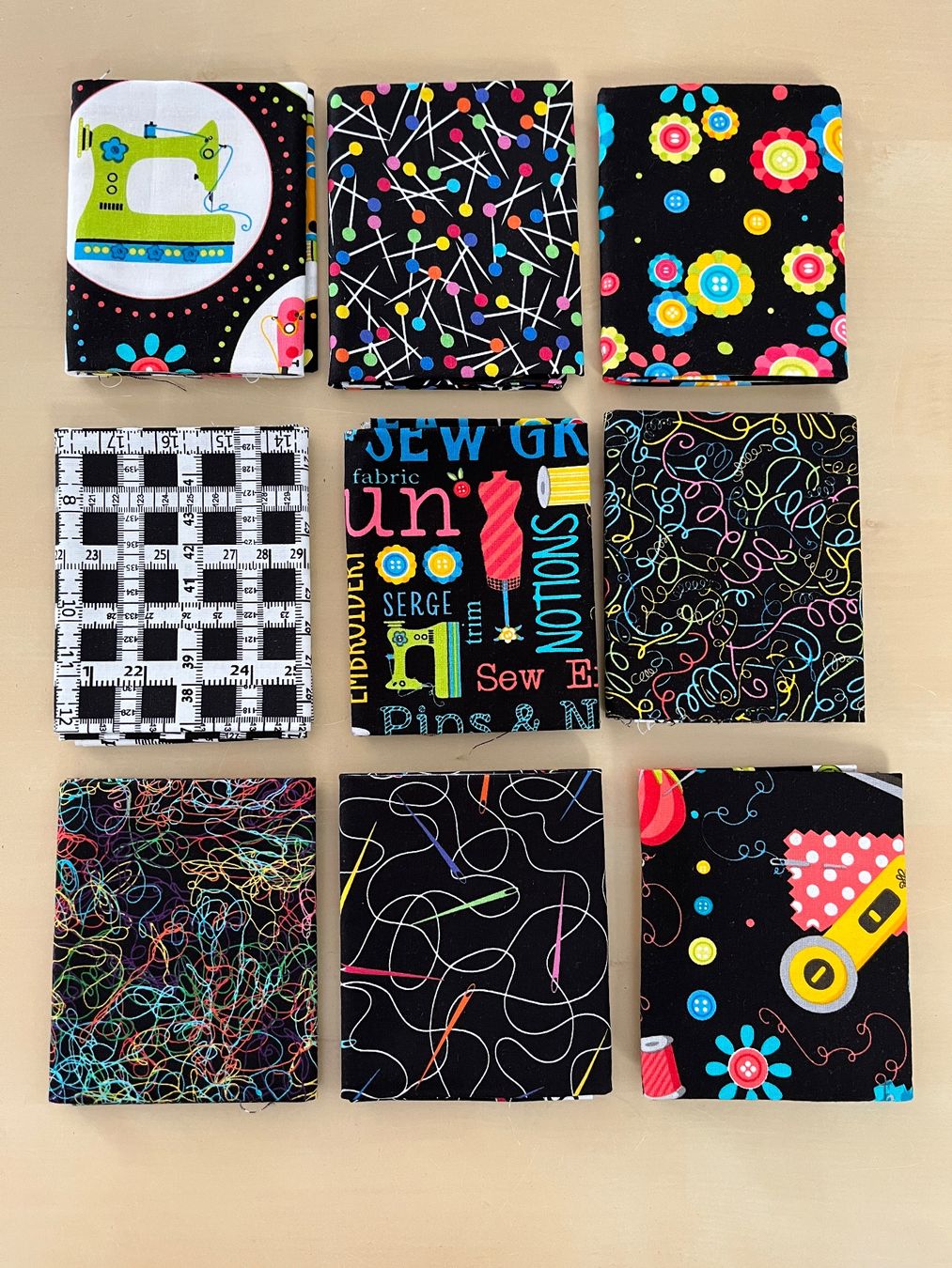 Tessuti: Patchworkstoffe 9FQ, Thema Nähen no.5 – Nuovo (secondo la descrizione) da Seuzach venduto da KreativmitStoff