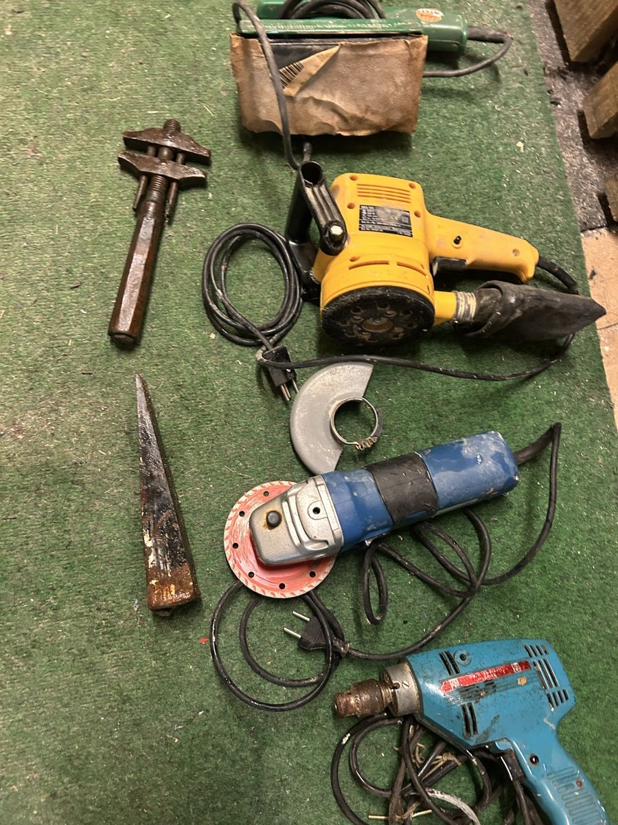Alle Maschinen: Maschine  – Gebraucht aus Basel von Krisztina.na 2