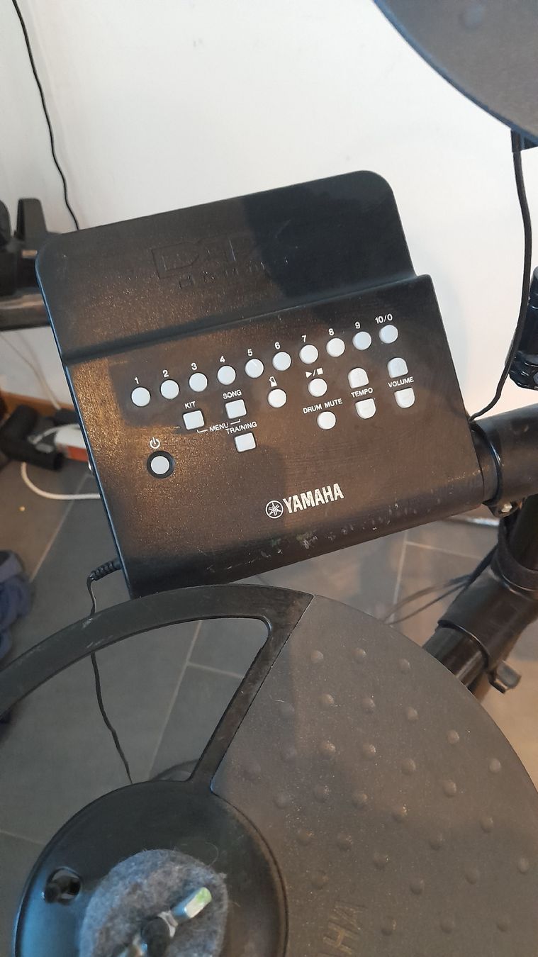 Yamaha Strumenti musicali: Batterie électronique Yamaha DTX état d'usage correct – Usato da st.gallen venduto da the_ly5b 1
