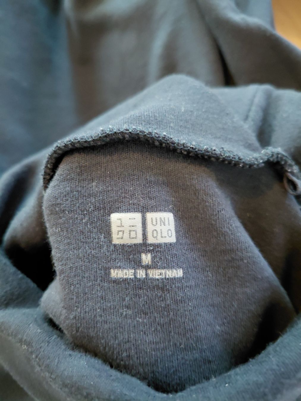 Uniqlo Maglioni & Felpe: UNIQLO Rollkragenpullover Herren Navy Gr. M – Usato da Heimberg venduto da noe_8prc 1