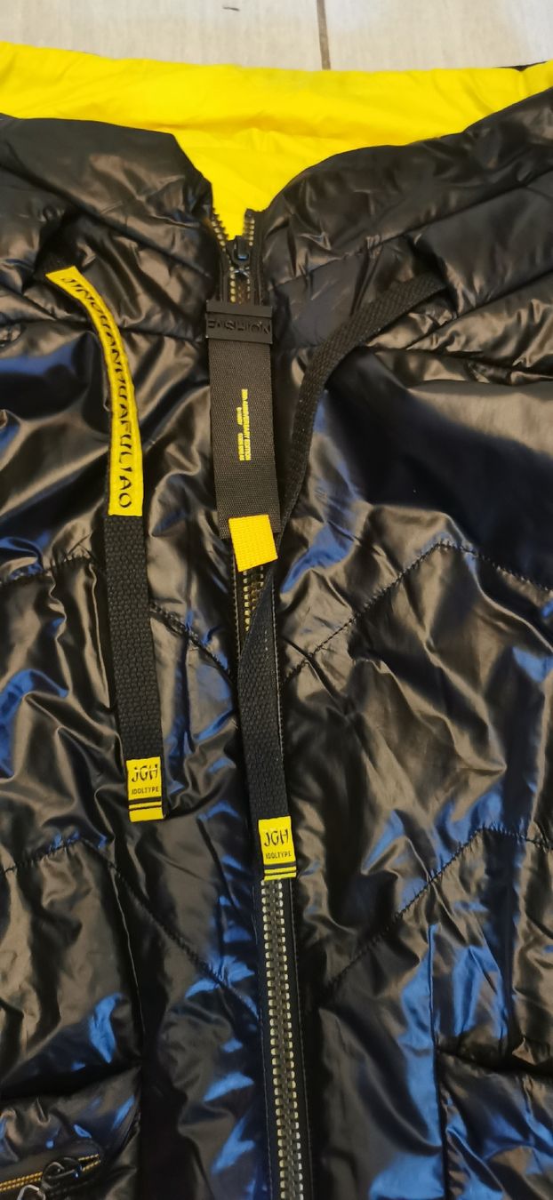 Giacche: Steppjacke/Kapuzenjacke Gr M/L – Usato da Winterthur venduto da Katyakaterina 5