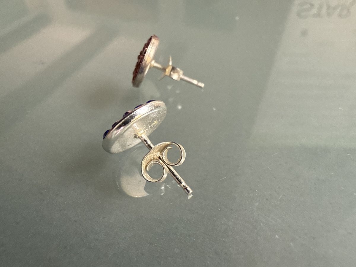 Ohrringe & -stecker: Funkelnde Ohrstecker: Blau und Rosa – Gebraucht aus Weiningen ZH von -Adenin- 4