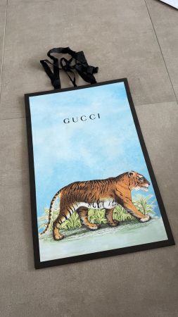 Paper bag Gucci