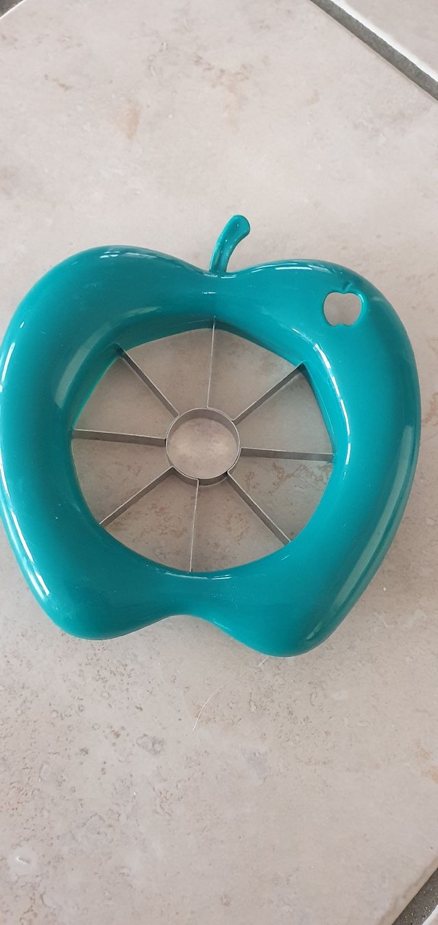 Küchengeräte: Coupe-pommes – Neu (gemäss Beschreibung) aus Moutier von gvmv