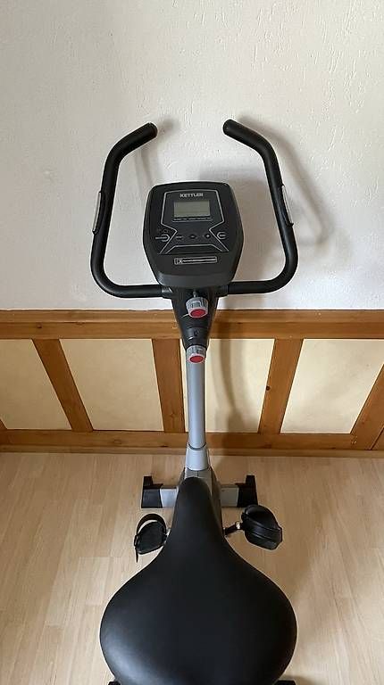 Vélos d'appartement: Vélo d'appartement – D'occasion à Le Brassus par viqueratmalik 3