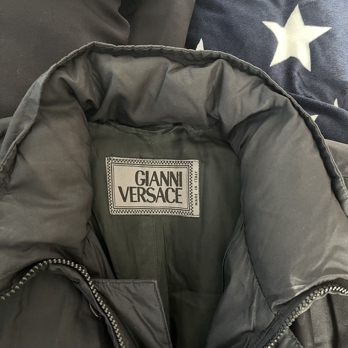 Versace Giacche: Gianni Versace silk puffer – Usato da Zug venduto da saskia-chiara 3