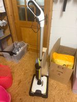 Kärcher FC 7 Cordless Hartbodenreiniger + Parkstation