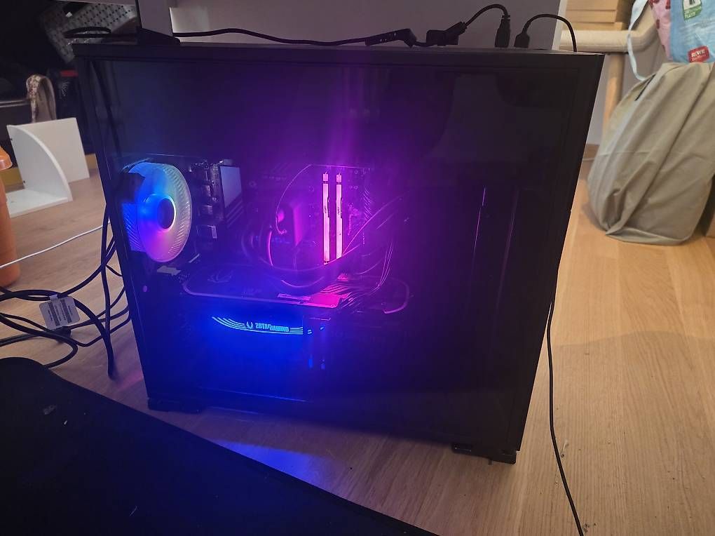 Intel PCs: High End Gaming Pc Komplett Set Up – Gebraucht aus Niederhasli von trn_wh7s 1