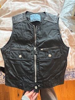 Prada Gilet & Giacche: Prada Vintage Vest – Nuovo (secondo la descrizione) da Herrliberg venduto da ellabellaaa
