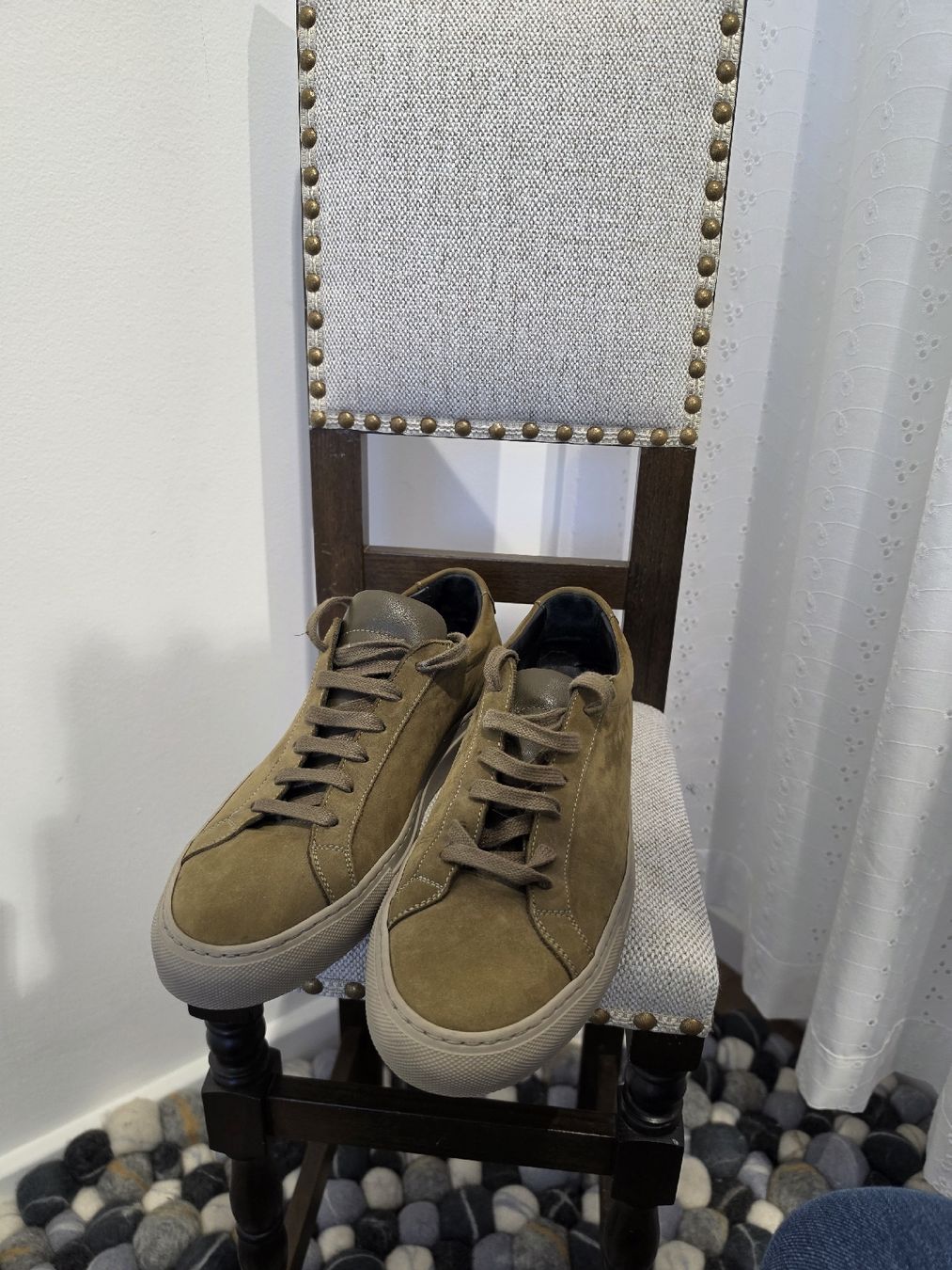 Scarpe da uomo: Sneaker Common Projects Wildleder oliv Grösse 42  – Usato da Adligenswil venduto da FriedasWelt