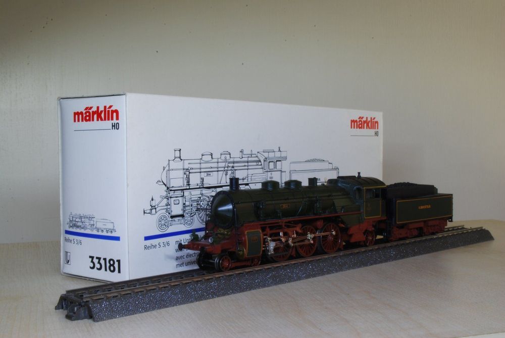 Märklin H0 - 33182 - Locomotiva a vapore con tender - S3/6
