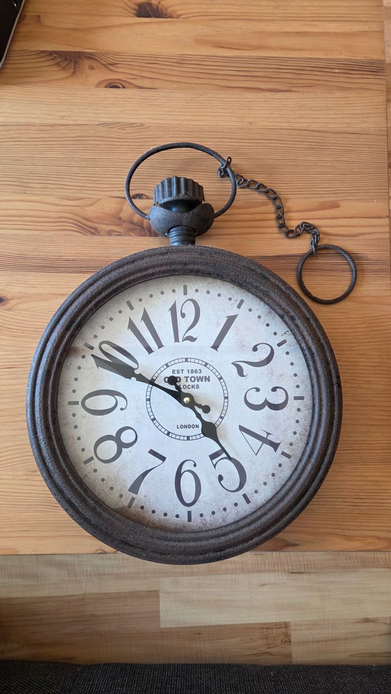 Uhren: Wanduhr Old Town Clocks – Gebraucht aus Grüsch von giatchen