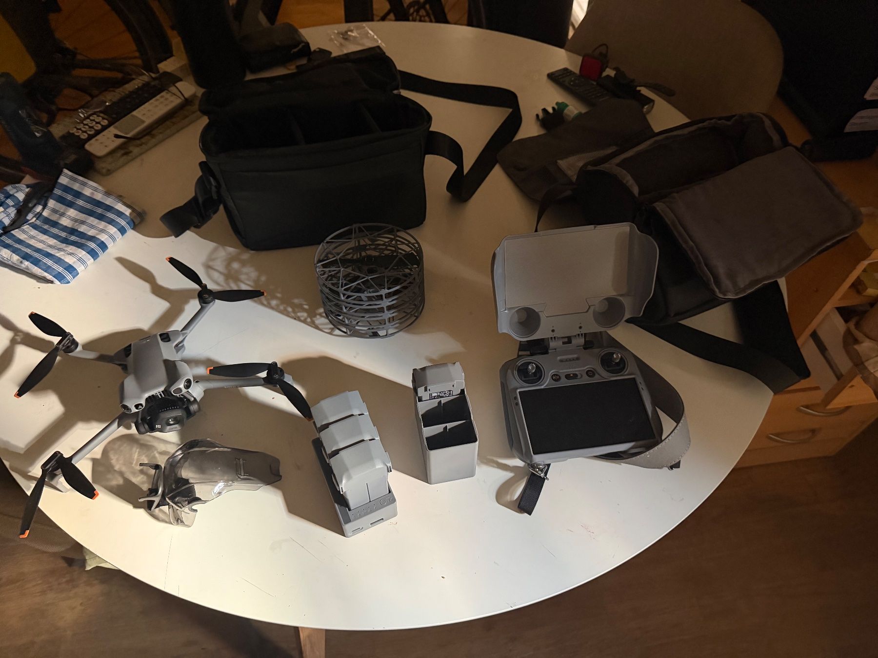 DJI RC Kits de montage: Drohne – D'occasion à Mettmenstetten par Alfredomu