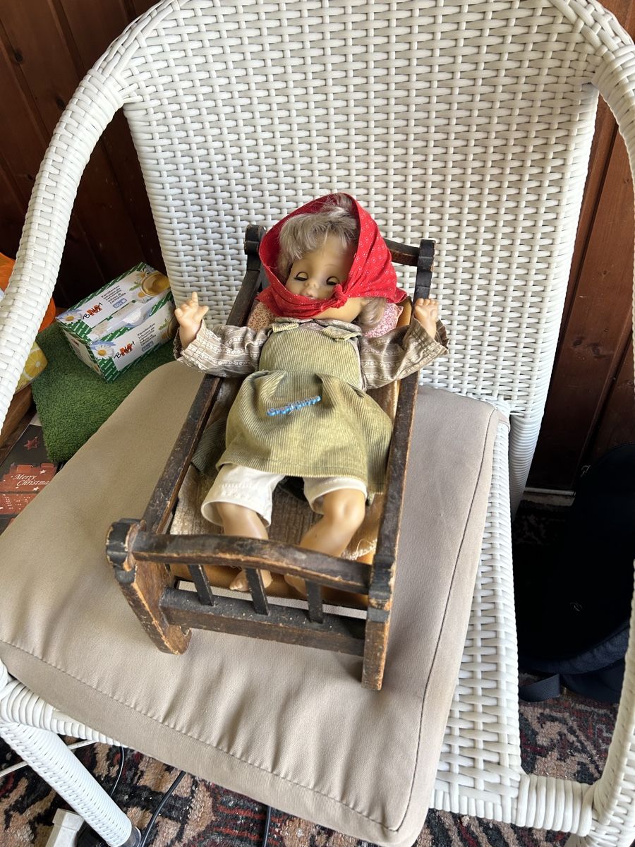 Puppenwagen: Puppe Bett – Gebraucht aus Basel von Krisztina.na