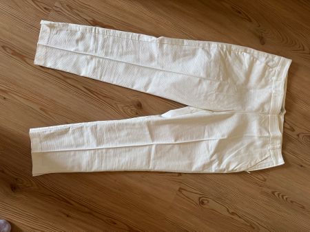 Pantaloni bianchi estivi, taglia 38, usati poco! Ottimo