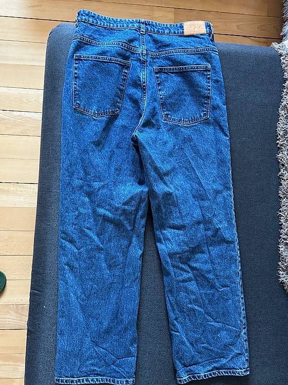 Jeans: Jeans Monki – Usato da Obernau venduto da pet_rtf8 1