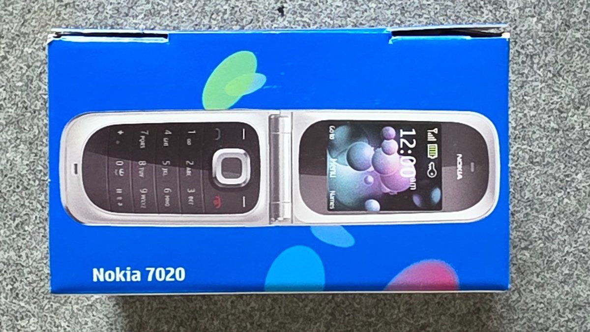 Nokia Handys / Smartphones: NOKIA 7020 Graphite – Gebraucht aus Dietlikon von Foph 8