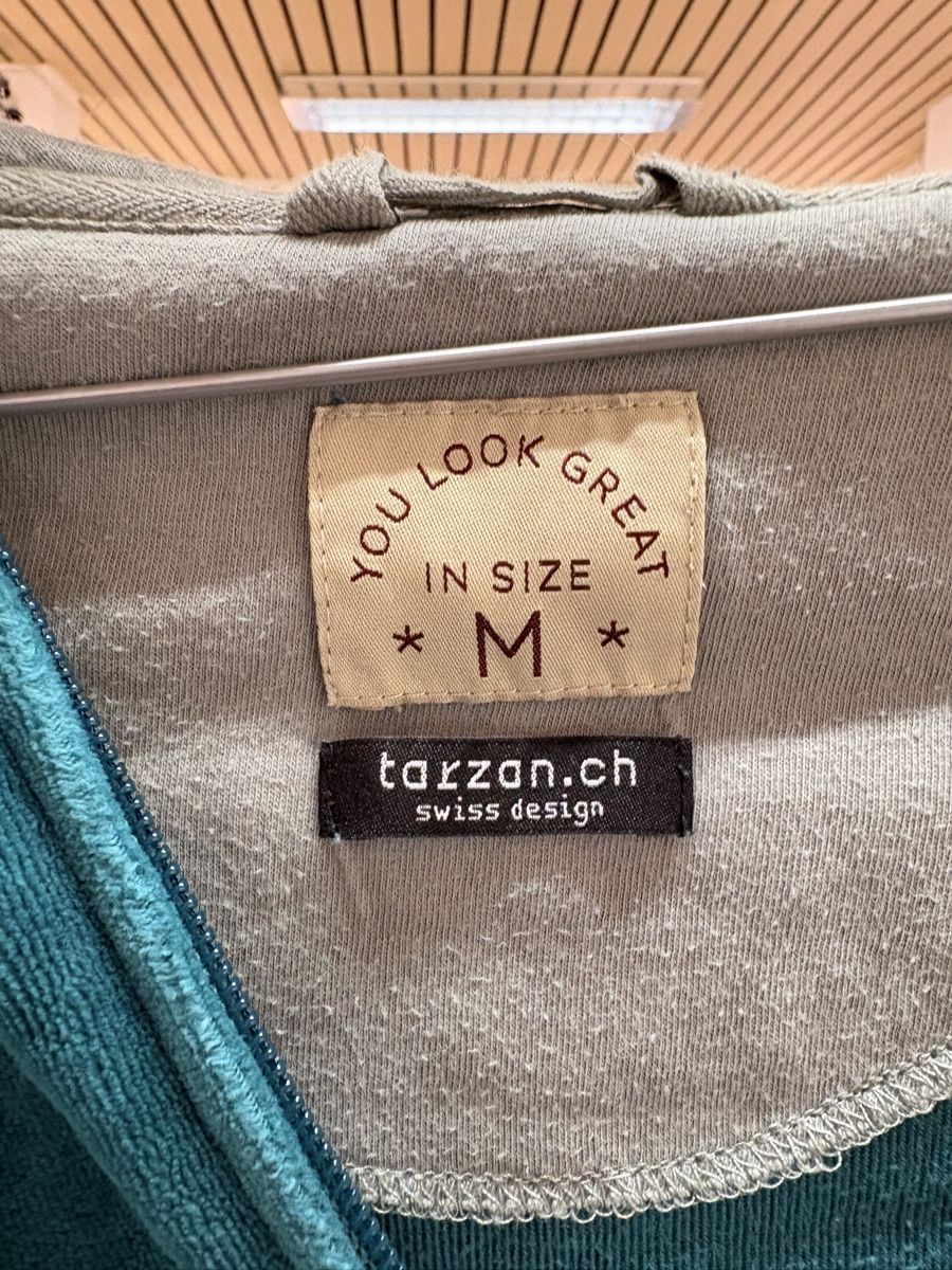 Kleiderpakete: Tarzan Zip-Sweater 3er Set  – Gebraucht aus Aarau von Secondfish 5