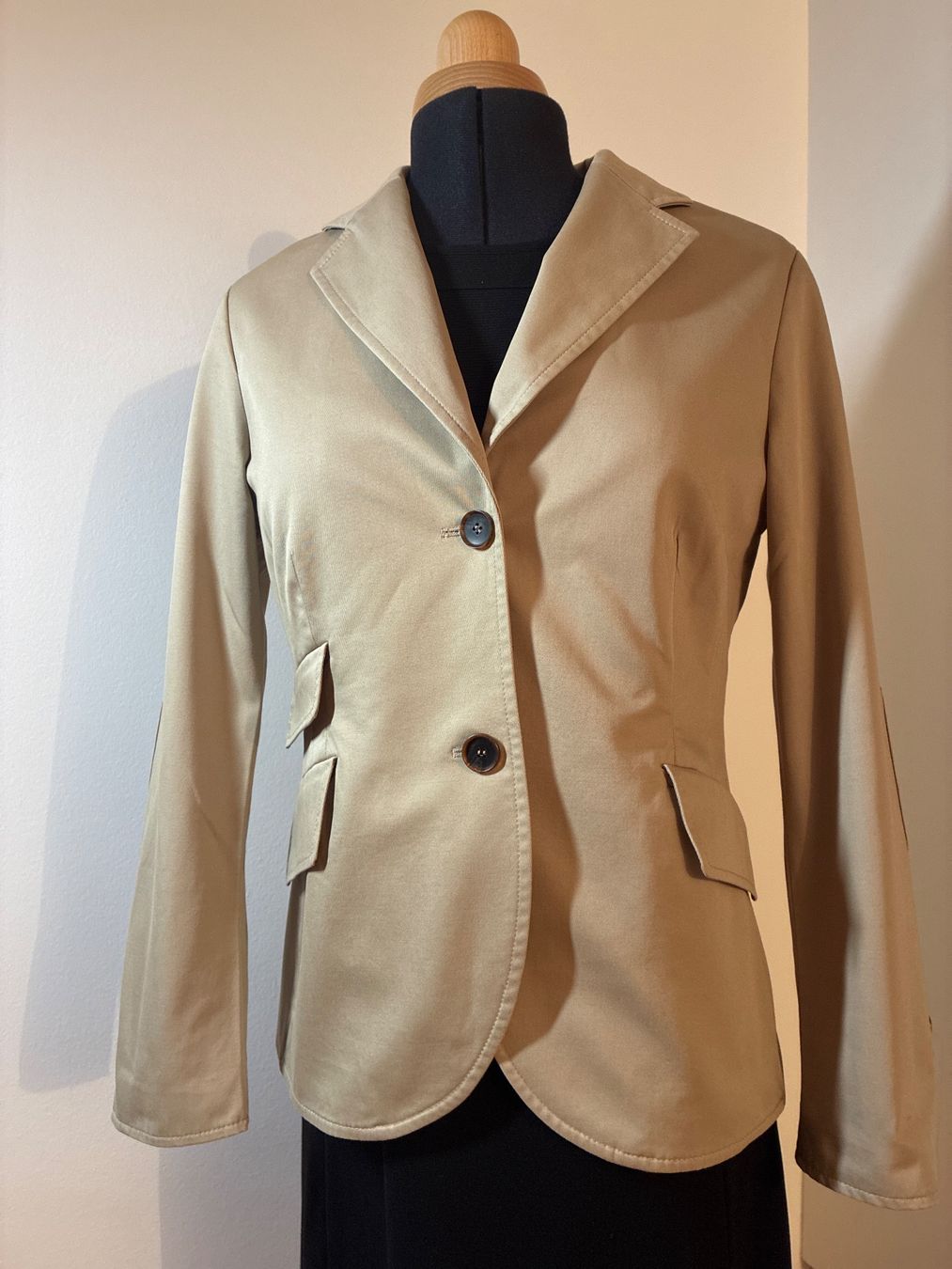 Giacche: Blazer von Brigitte von Schönfels Gr 42 – Usato da Davos Platz venduto da nanigl