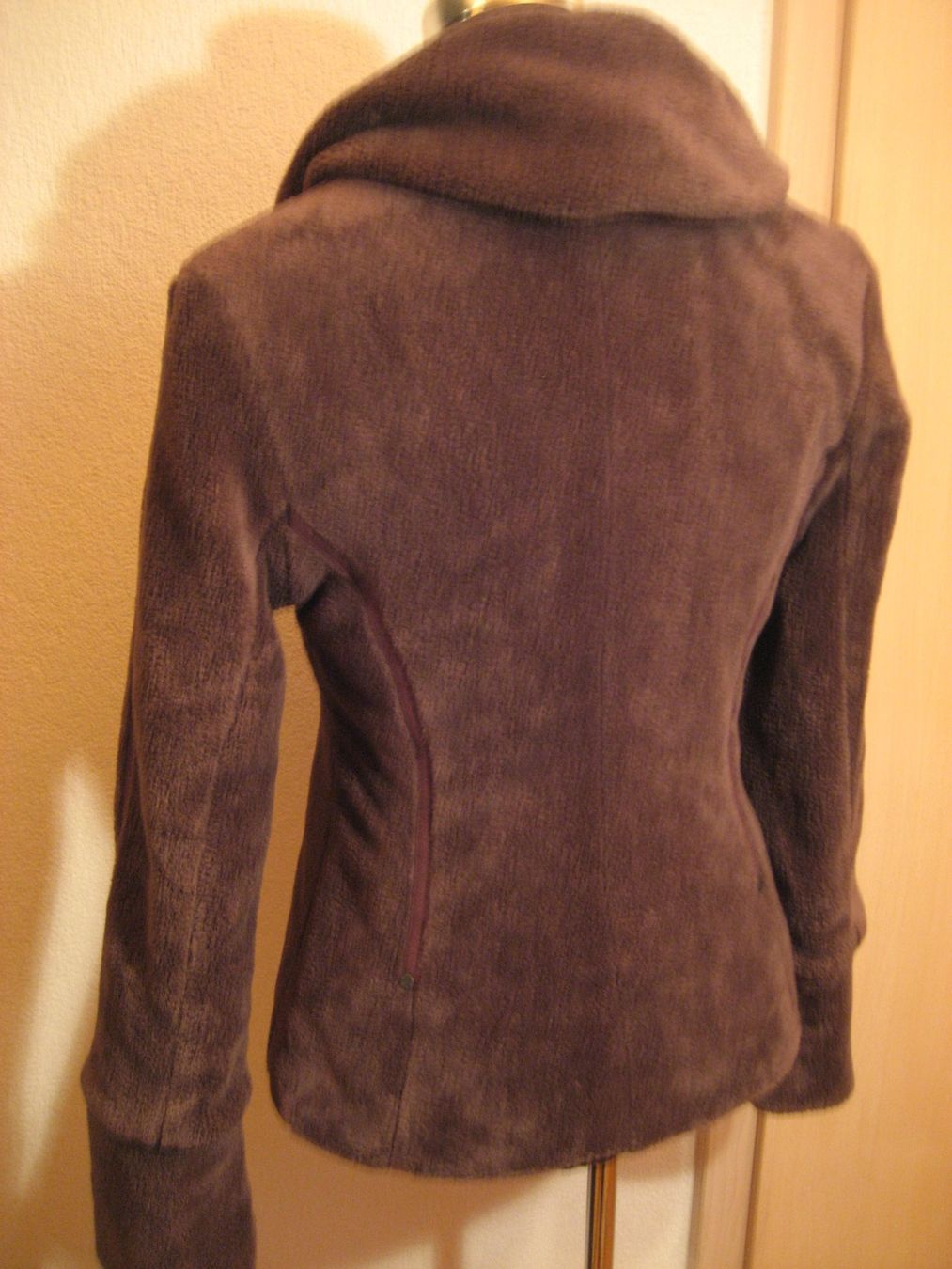 Nile Giacche: Veste Nile réversible taille M – Nuovo (secondo la descrizione) da Delémont venduto da marryb 7