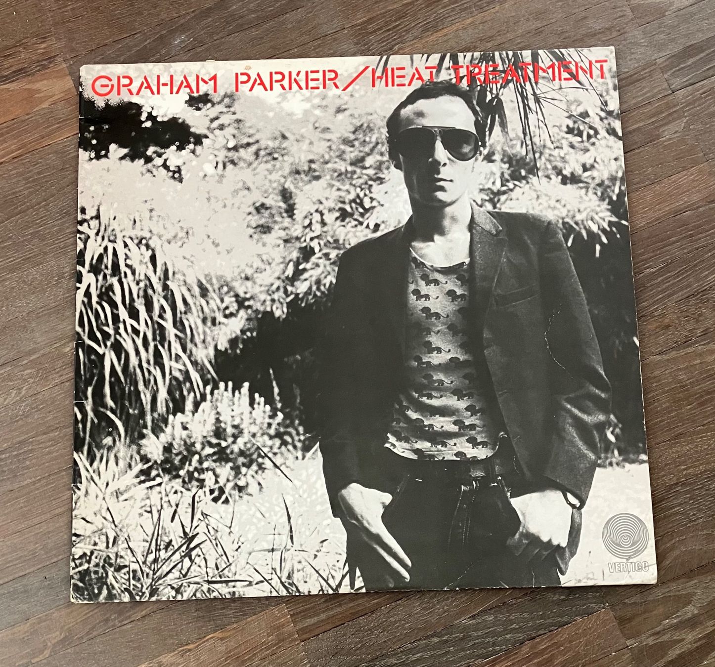 Schallplatten: GRAHAM PARKER - HEAT TREATMENT – Gebraucht aus steffisburg von Dstauffer
