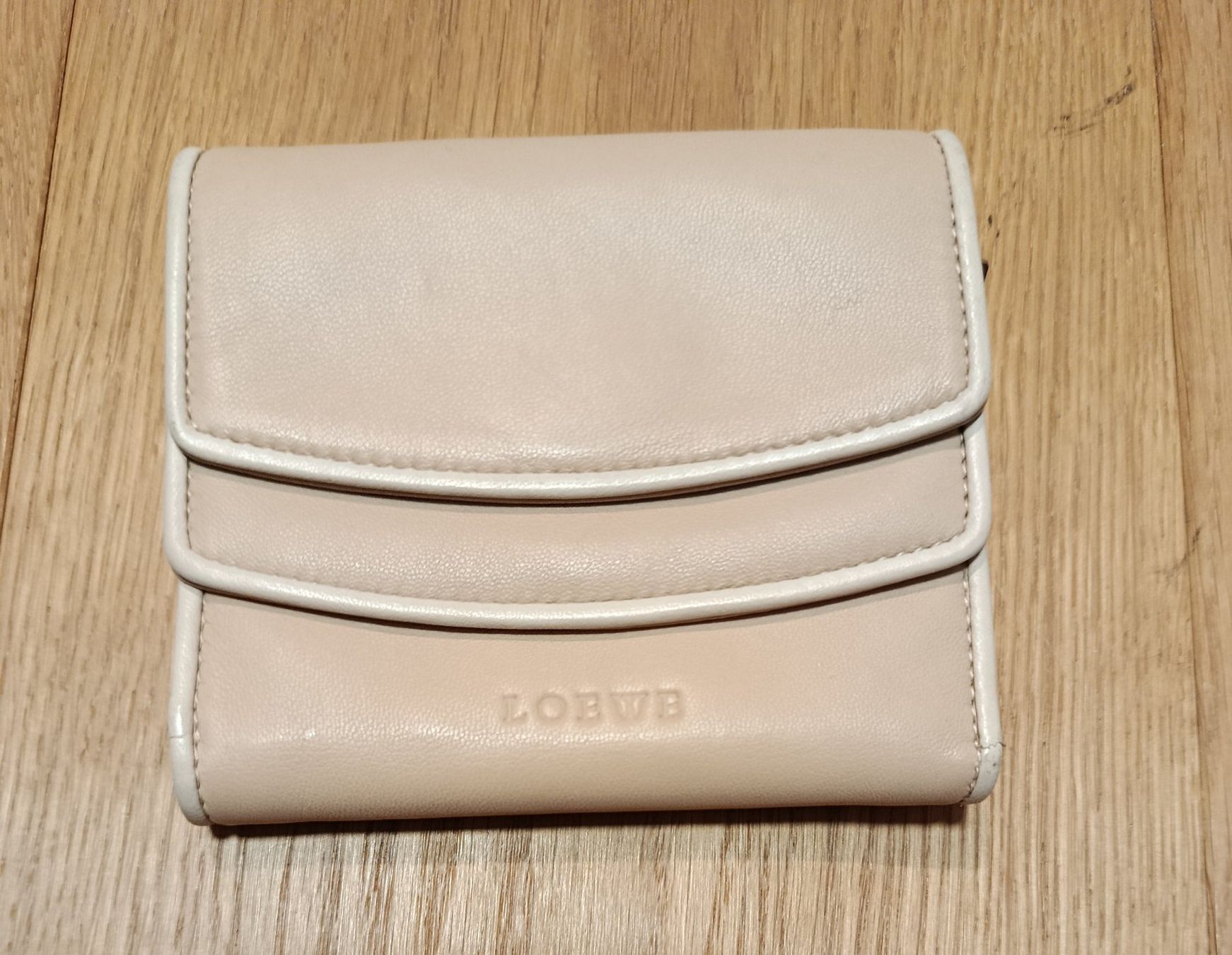 Loewe Portemonnaie: Loewe Geldbörse – Gebraucht aus Unterägeri von rockundco