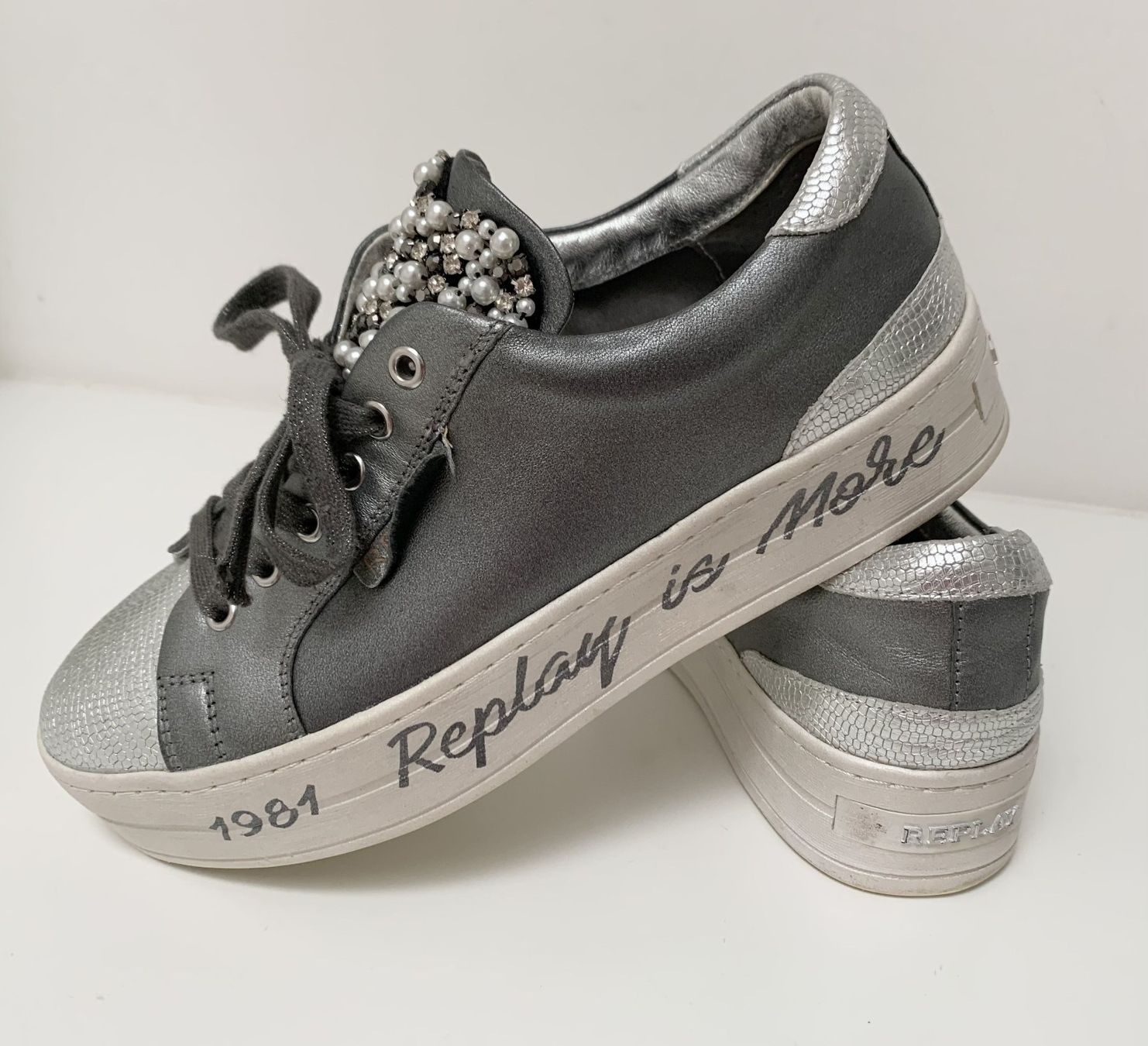 Replay Scarpe da donna: Sneaker von Replay Gr. 38 – Nuovo (secondo la descrizione) da Wil SG venduto da horizonte254