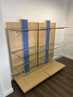 Ladenregale / Ausstellungsregale mit Glasböden