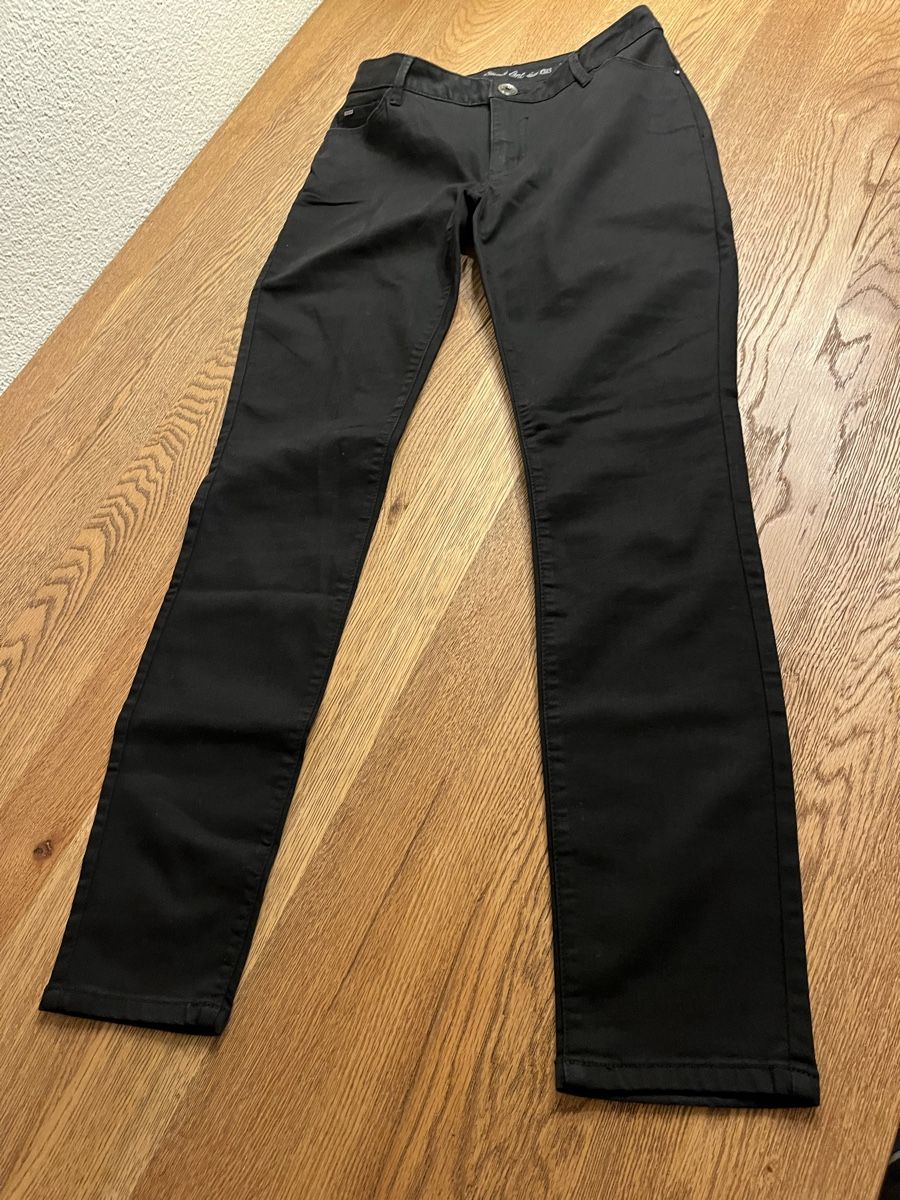 Jeans: Jeans  – Neuf (Voir description) à Schliern b. Köniz par medion3098 1