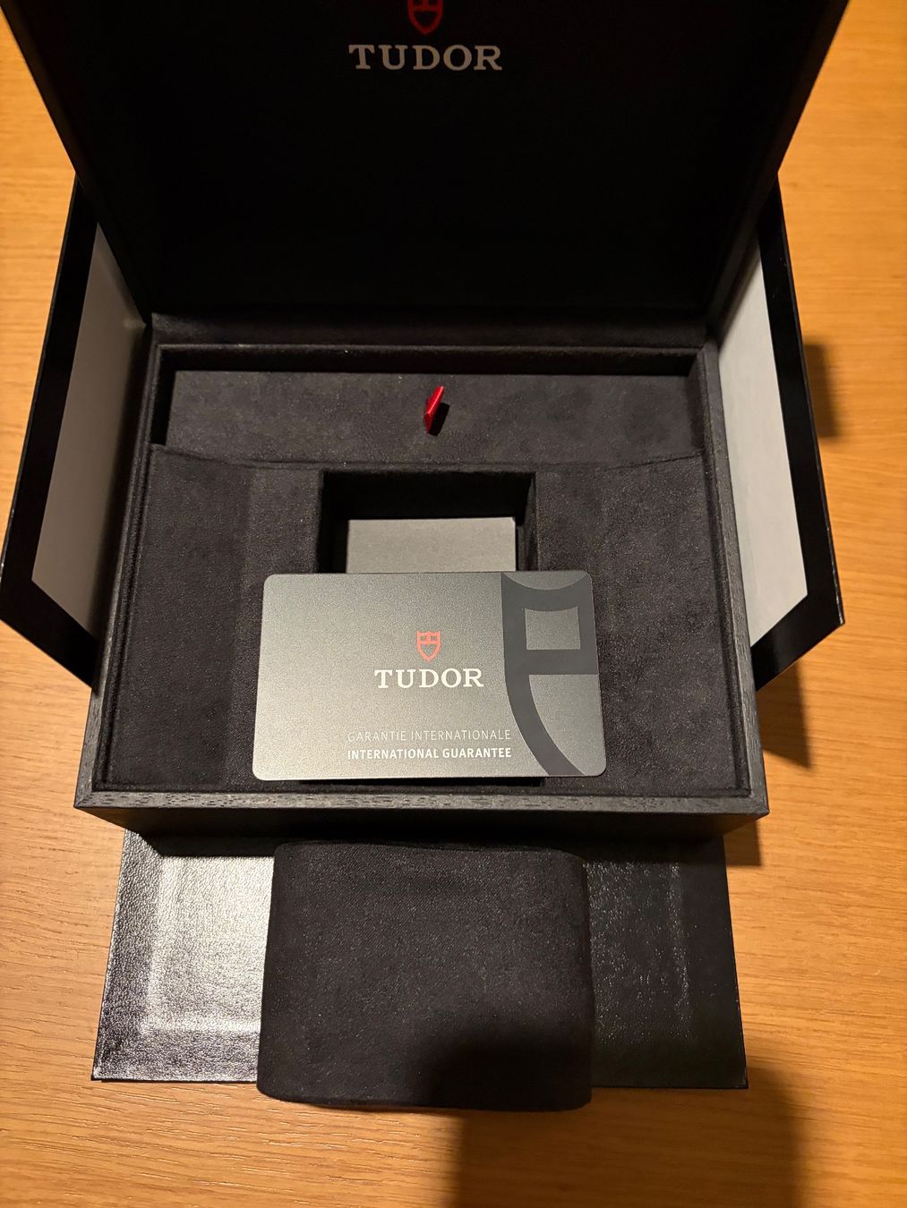 Tudor Orologi: Tudor Black Bay Chrono Panda dial (additional SS strap) – Nuovo (secondo la descrizione) da Versoix venduto da Hazzgard78 7
