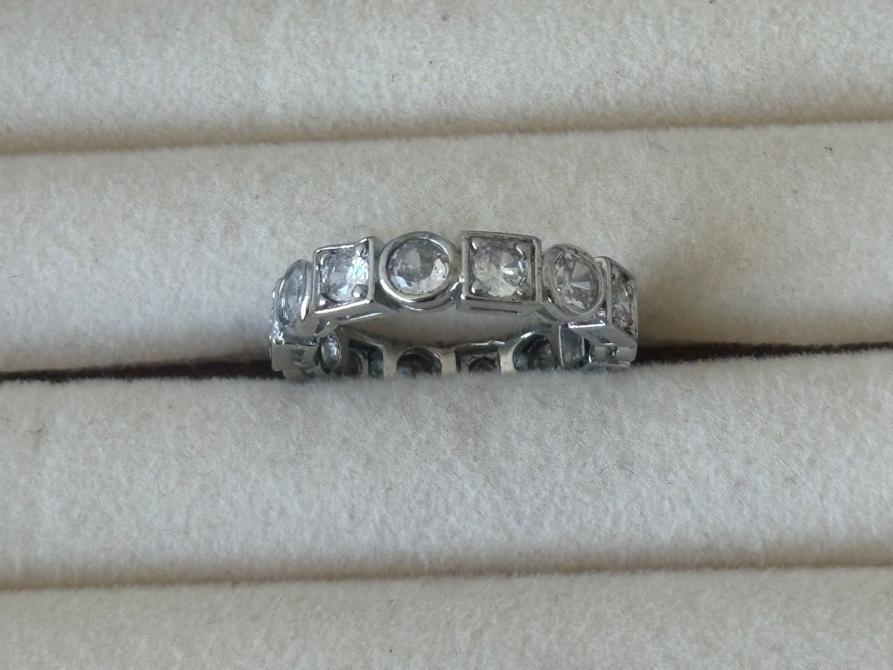 Anelli: Luxus Elegante Gr: 19/9 Ring Memoire Farbe :  Silber – Nuovo (secondo la descrizione) da Biel-Bienne venduto da Roserosse13 7