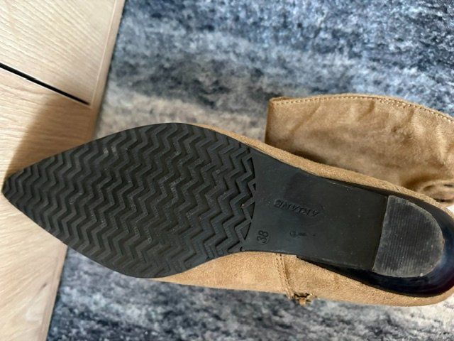 Scarpe da donna: braune Damenstiefeli in Grösse 38 – Usato da Würenlingen venduto da Delfinli1 4
