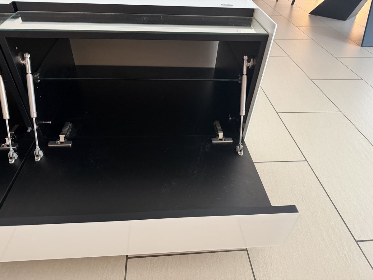 Spectral TV Möbel: SPECTRAL COCOON SIDEBOARD – Gebraucht aus Rapperswil SG von Whitecielo 5
