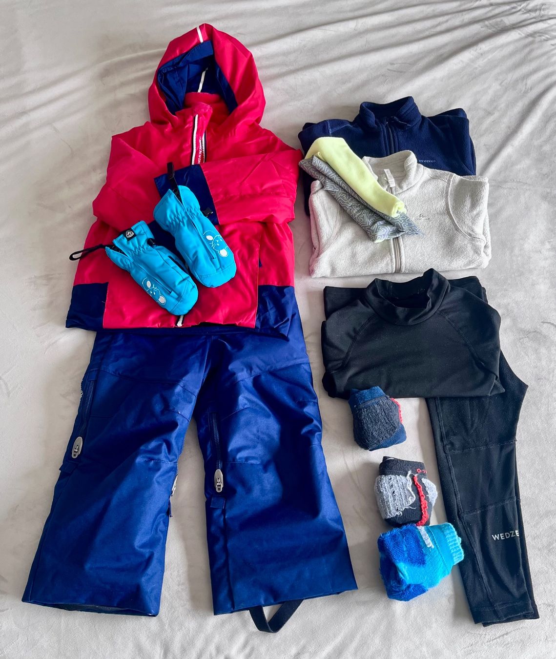 Decathlon Lotti di vestiti: Ensemble essentiel ski 2-4 ans – Usato da Genève venduto da joa_mg6p