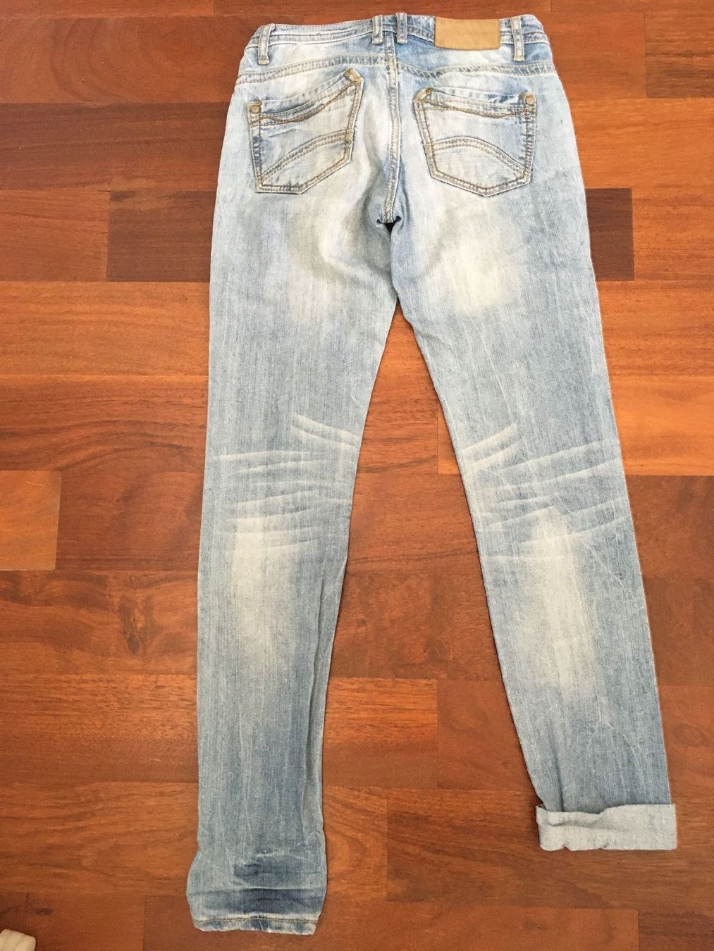 Jeans: Jeans bleu clair, taille 26 – Usato da Versoix venduto da coul-raoul 1