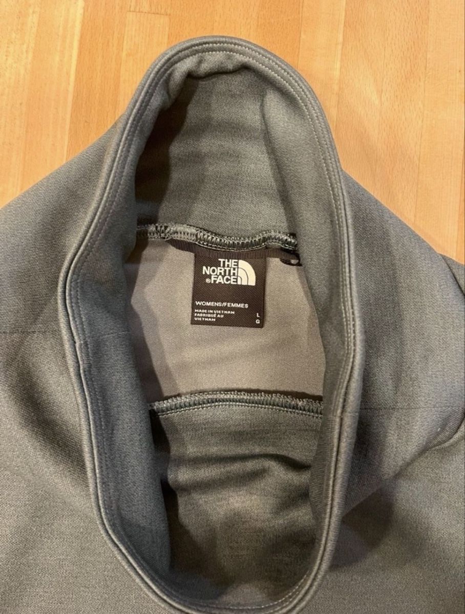 North Face Maglioni & Felpe: Original The North Face Grüner Rollkragenpullover – Nuovo (secondo la descrizione) da Wallisellen venduto da Levian 1