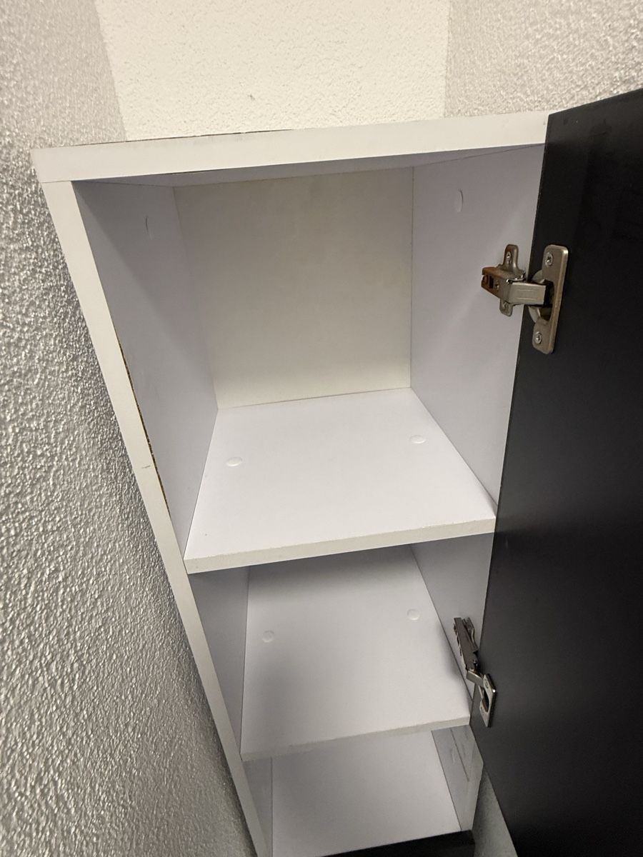 Schränke: Badschrank – Gebraucht aus Kölliken von Vivii01 1