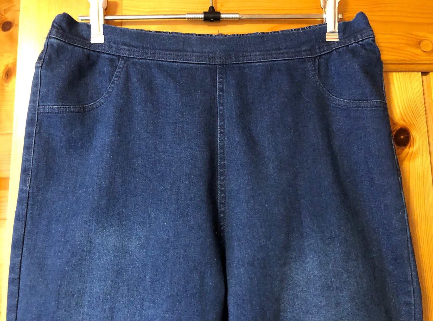Leggings: LEGGINGS, blau, Gr.L/40 – Usato da Mühlebach (Goms) venduto da chr_q6d8 1