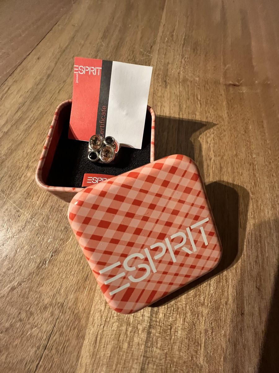 Esprit Anelli: Bague Esprit, taille 53 – Usato da St-Pierre-Clages venduto da ste_xk6p