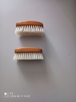 2 Haarbürsten