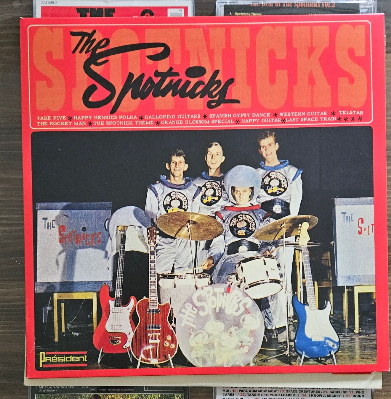 CDs: The Spotnics 5 CD 4 LP top – Gebraucht aus Bern von Airwin 3