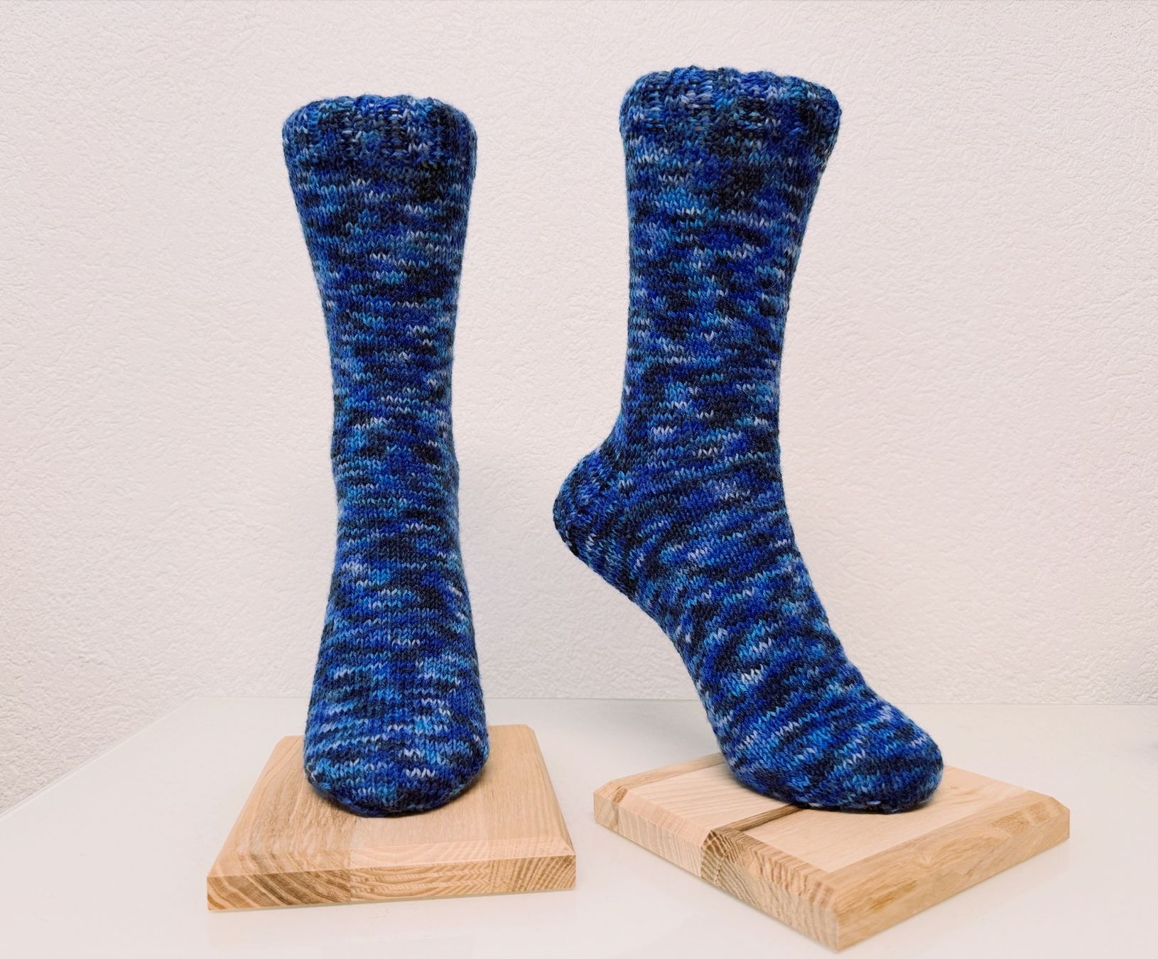 Chaussettes: Socken Grösse 38/39 handgestrickt – Neuf avec emballage d'origine à Bichelsee par straub87