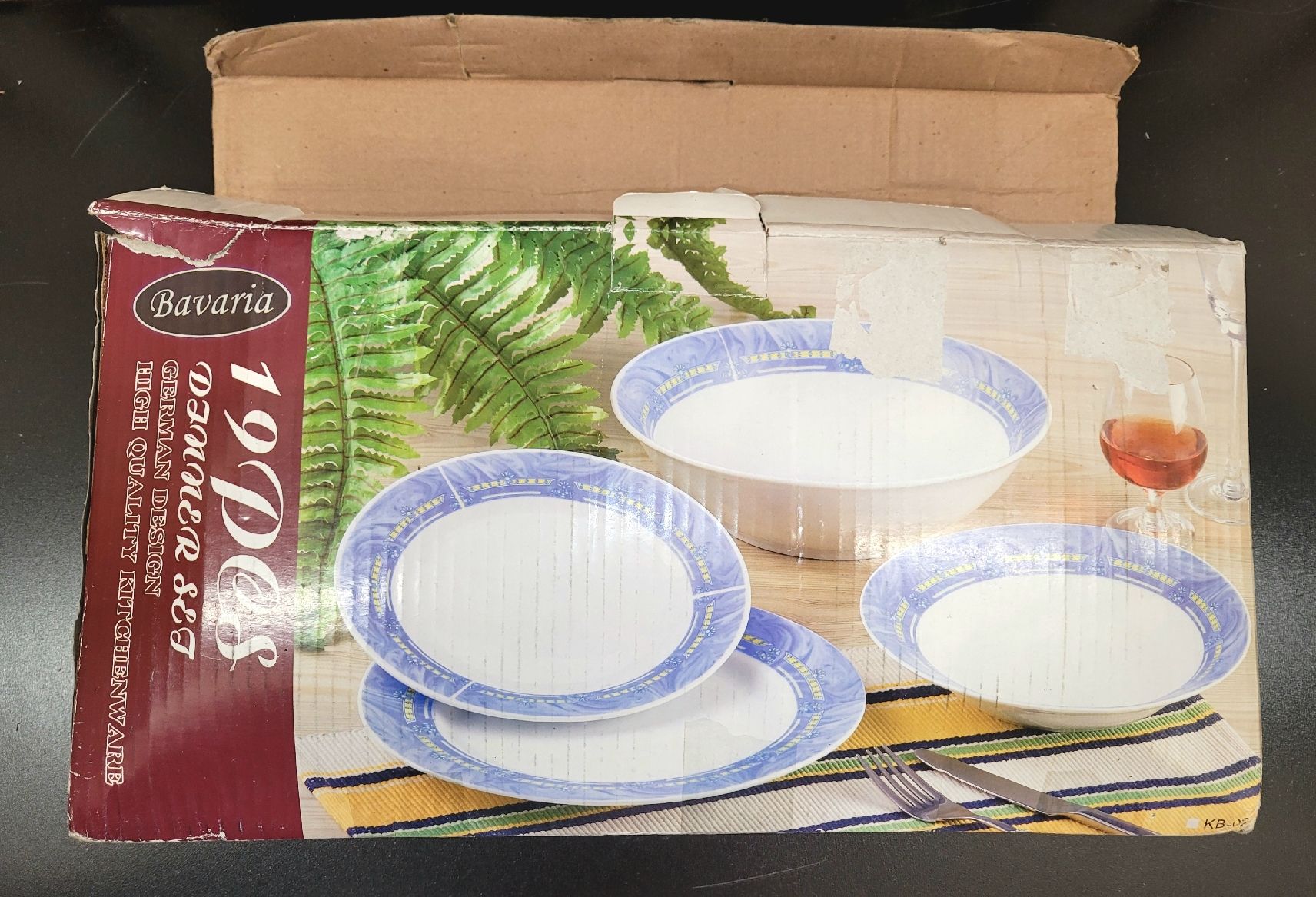 Set di piatti: Service de table 19 pièces Bavaria – Nuovo e nell'imballaggio originale da Châtelaine venduto da Vlad311 2