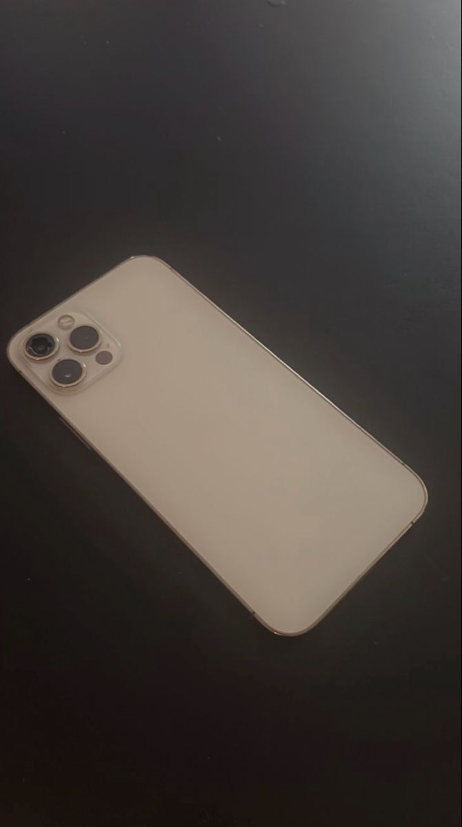 Apple Portables: iPhone 12 Pro – D'occasion à Zürich par fumo12 1