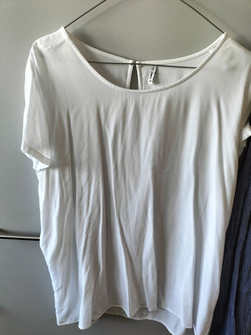 Only Top: ONLY Sommertop Gr.40,weiss – Usato da Pfäffikon ZH venduto da e13_x2n5