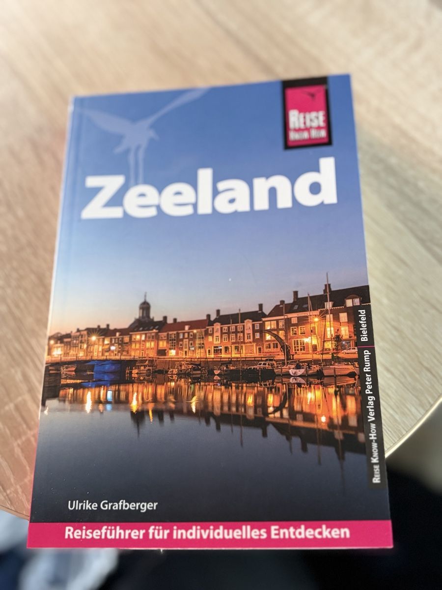 Libri: Reiseführer  – Usato da Tagelswangen venduto da Gizzmo..77 2