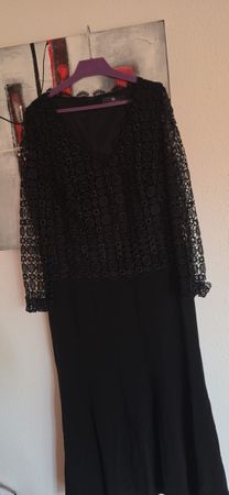 Kleid RENA LANGE schwarz Spitze Grösse 44 neuwertig