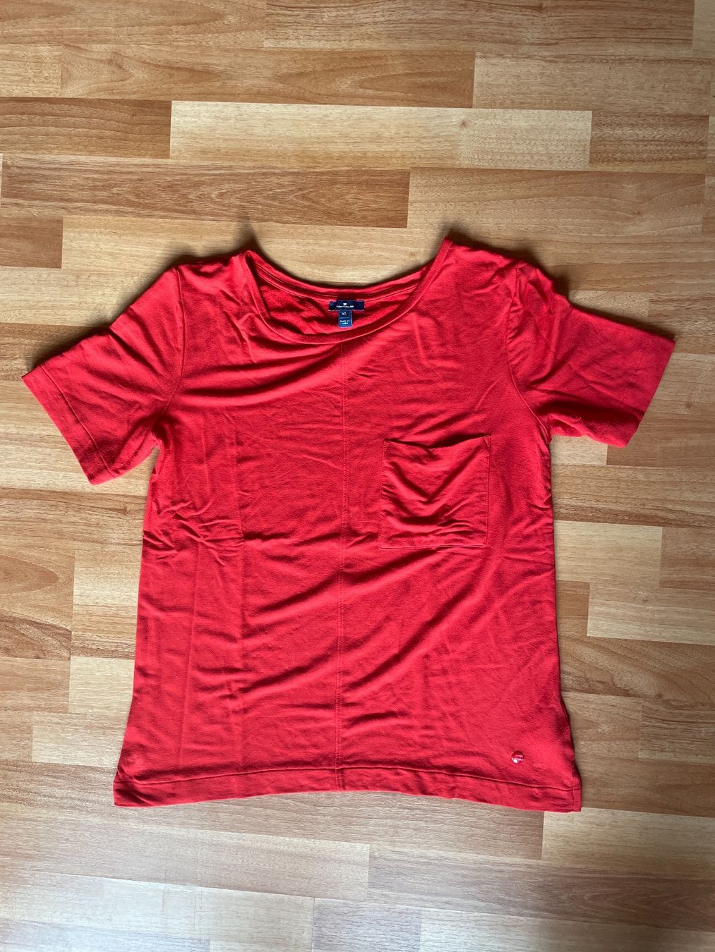 Tom Tailor T-shirt: T-Shirt rot TomTailor XL – Usato da Heiden venduto da fam_797q